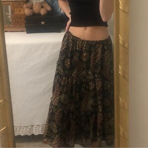 Cute patterned skirt size small